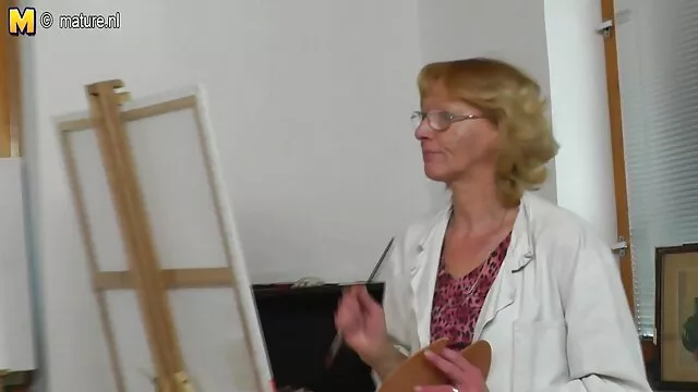 سرخ به سکس پورن زیبا سختی حفاری کرد