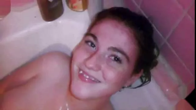 -وکیل جوان ساده زیبا sex لوح