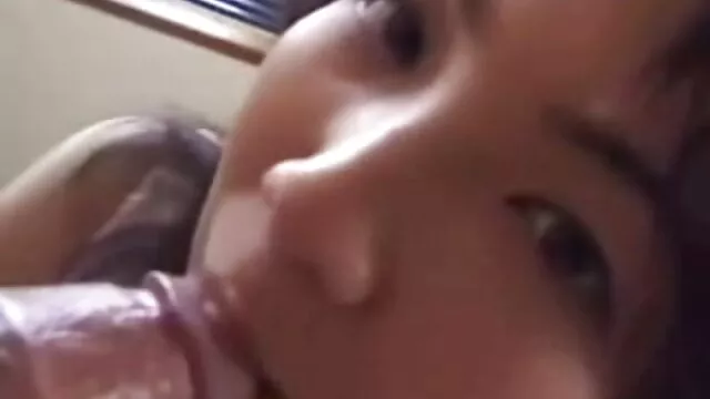 معشوقه مو قرمز با اسباب فیلم سکسی جدید زیبا بازی جدیدش بازی می کند.